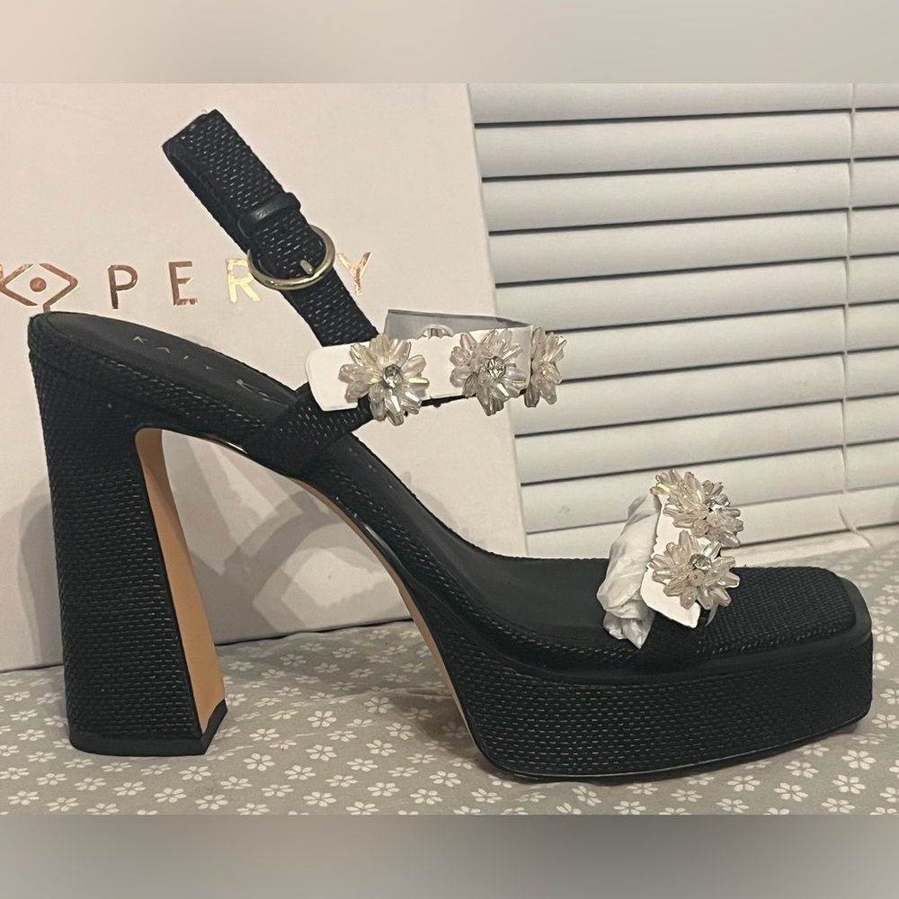 Katy Perry Black  Floral Sandals Heels new size 9 - Picture 3 of 16